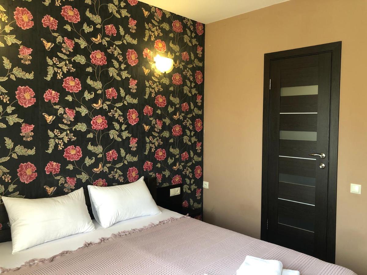 Gosti Hotel Odessa Luaran gambar